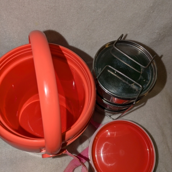 Cello Pink and Orange Insulated Lunch Carrier with Stainless Steel Containers - Picture 6 of 8